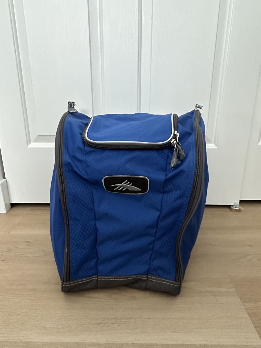 High Sierra Ski / Snowboard Boot Bag Backpack