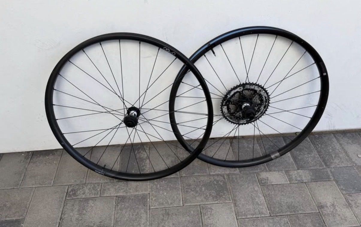 Orbea Oquo Carbon 29er wheels
