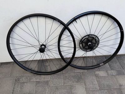 Orbea Oquo Carbon 29er wheels