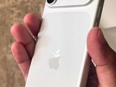 Unlocked iPhone 17 Pro 256GB