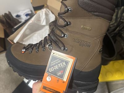 Crispi Hunter CS GTX size 11 wide brand new