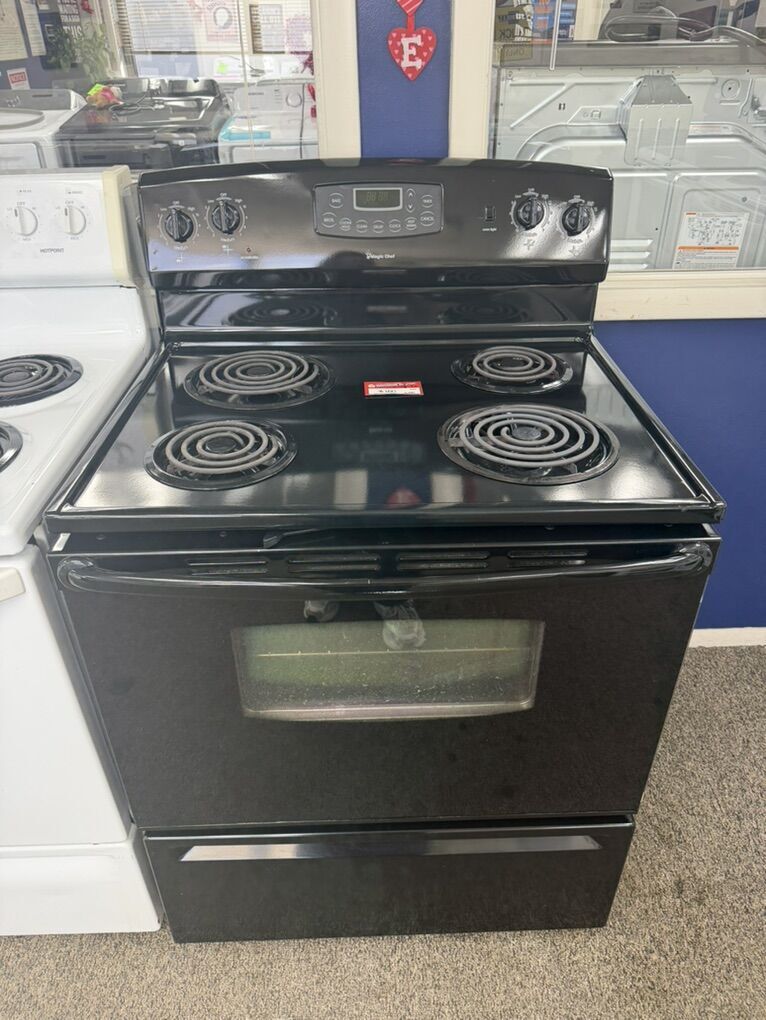 BEAUTIFUL MAGIC CHEF COIL TOP RANGE W-WARRANTY!