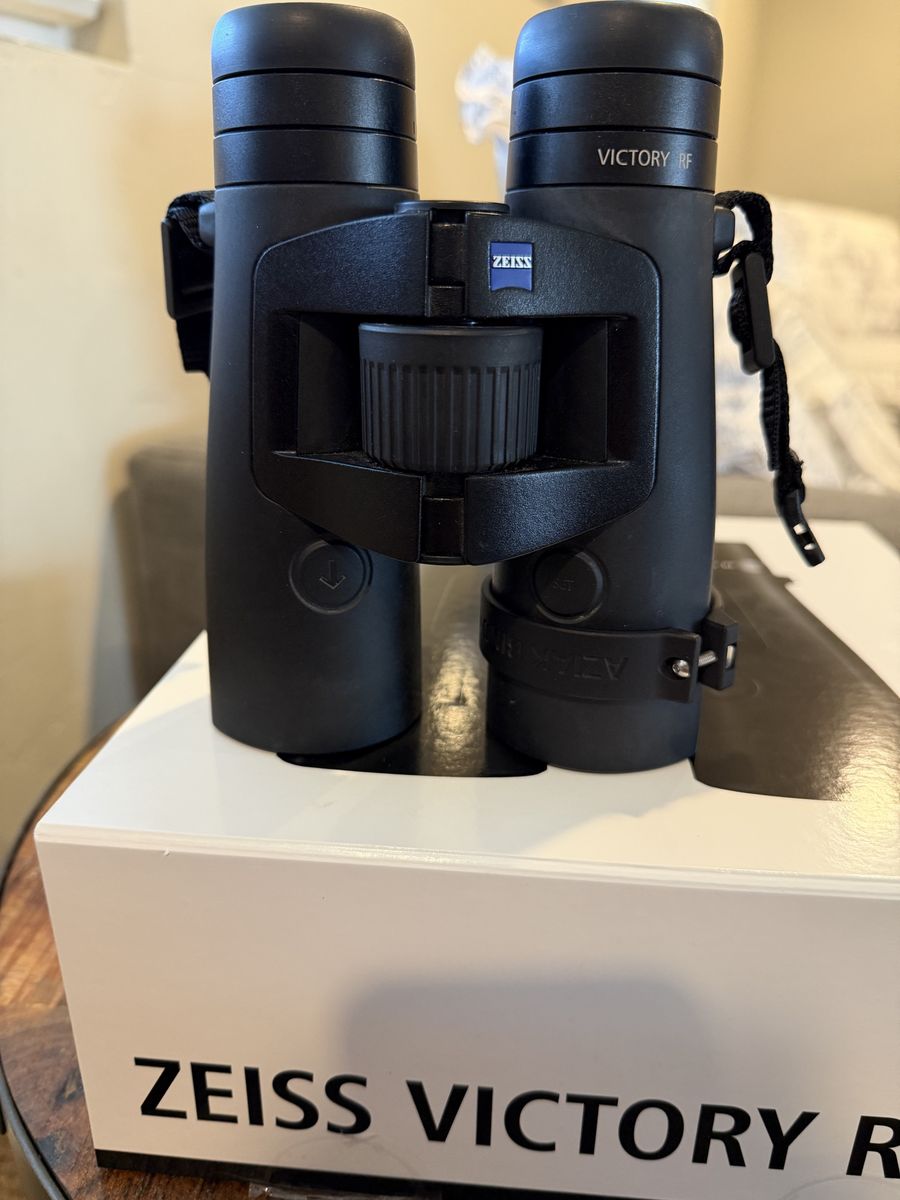 Zeiss victory RF 10x42