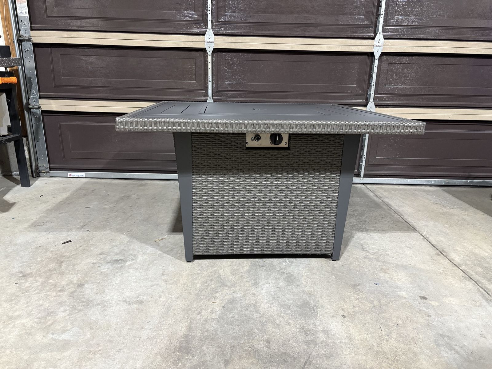 Brand New Kinger propane fire pit