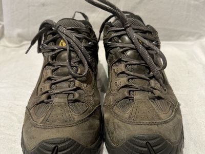 Vasque Men’s Size 8.5 Gore-Tex Gray Hiking Shoes
