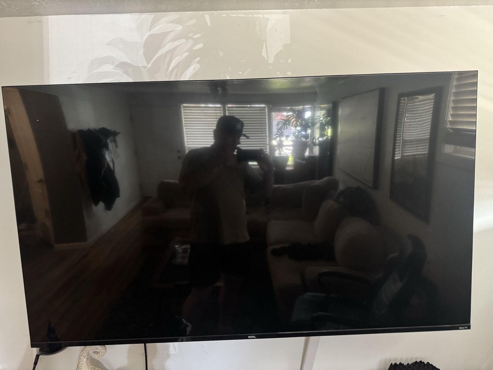 65 inch onn Roku tv