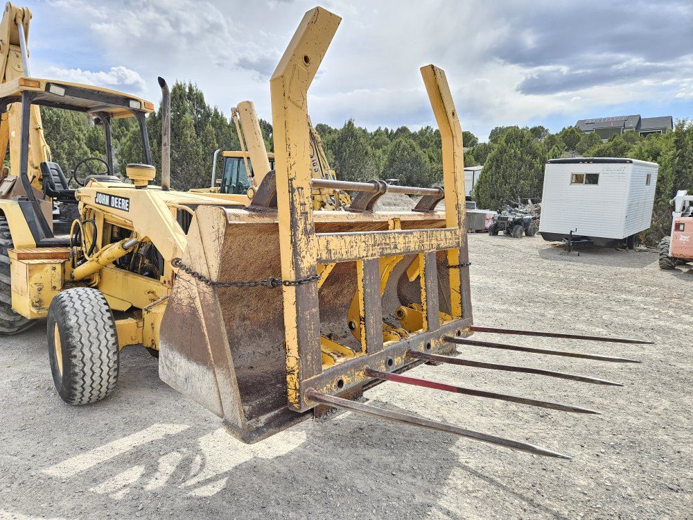 universal 5 spear bale fork for 2 bales