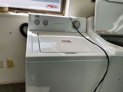 GREAT ESTATE TOPLOAD WASHER! WITH A FULL WARRANTY