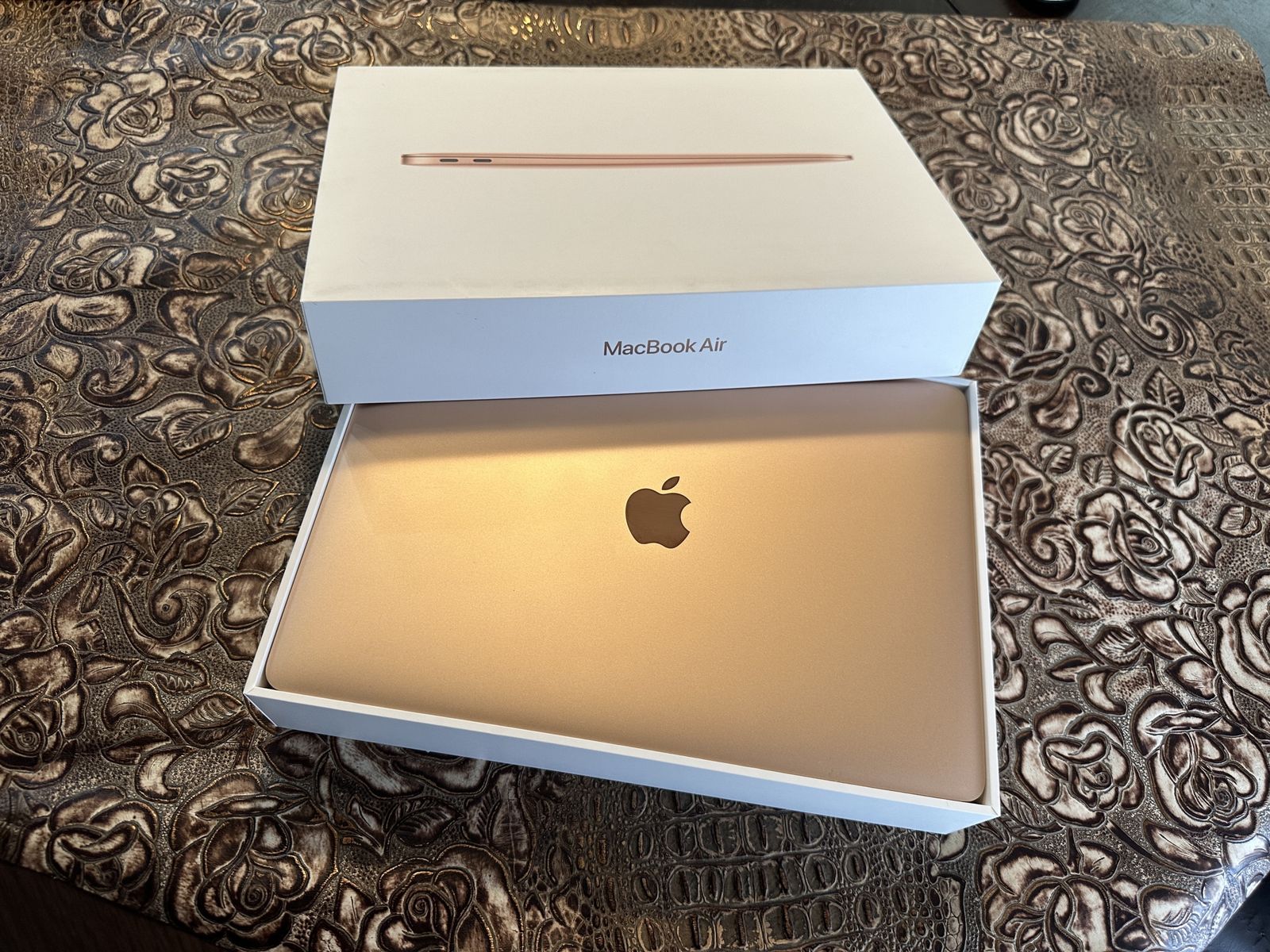 MacBook Air M1 13” 16GB RAM 1TB Excellent Mac