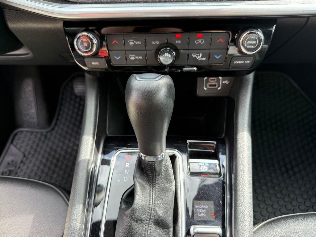 Main image 22