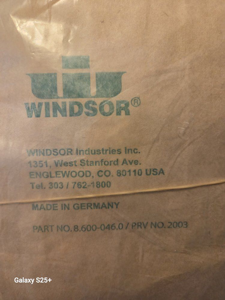 Windsor Versamatic Triple-Check Microfilter Vacuum Bags (New, 10-Pack) for High Filtration Cleaning