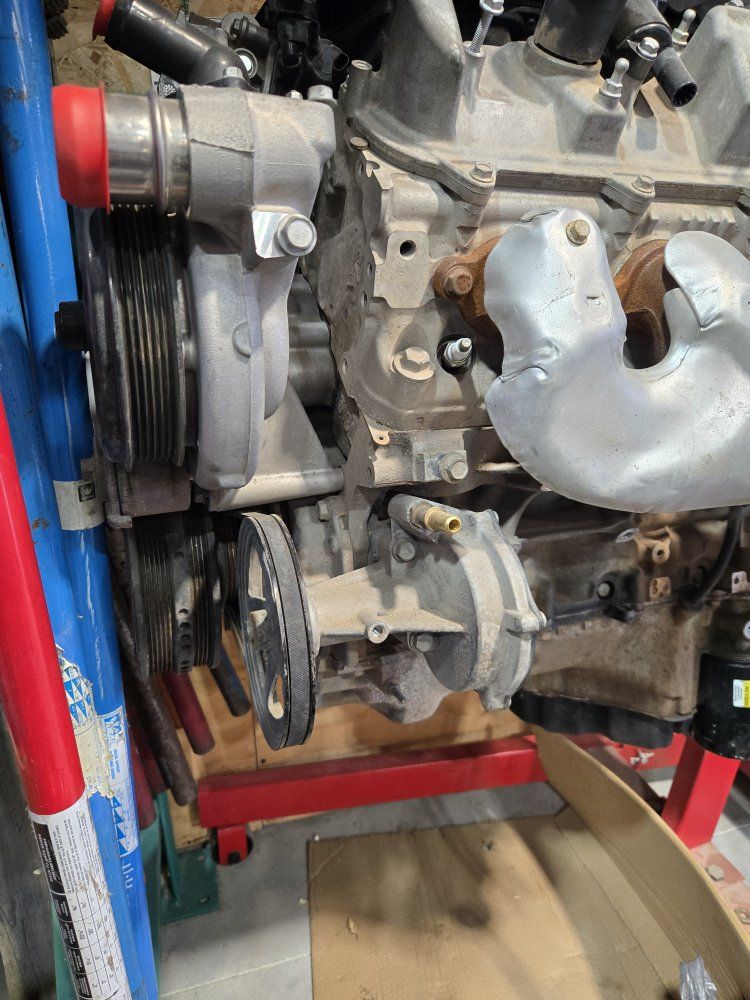 Main image 6