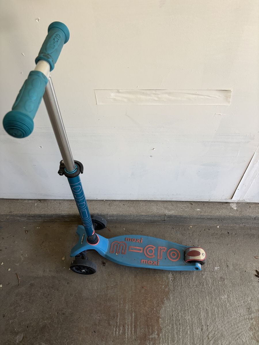 Micro Maxi scooter, for age 5-12