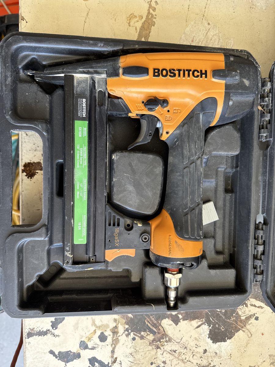 Bostitch SX1838 18GA SX5035 Series Pneumatic Brad Nailer with Case