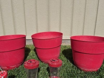 Patio or Porch planting pots
and Hummingbird Feeders