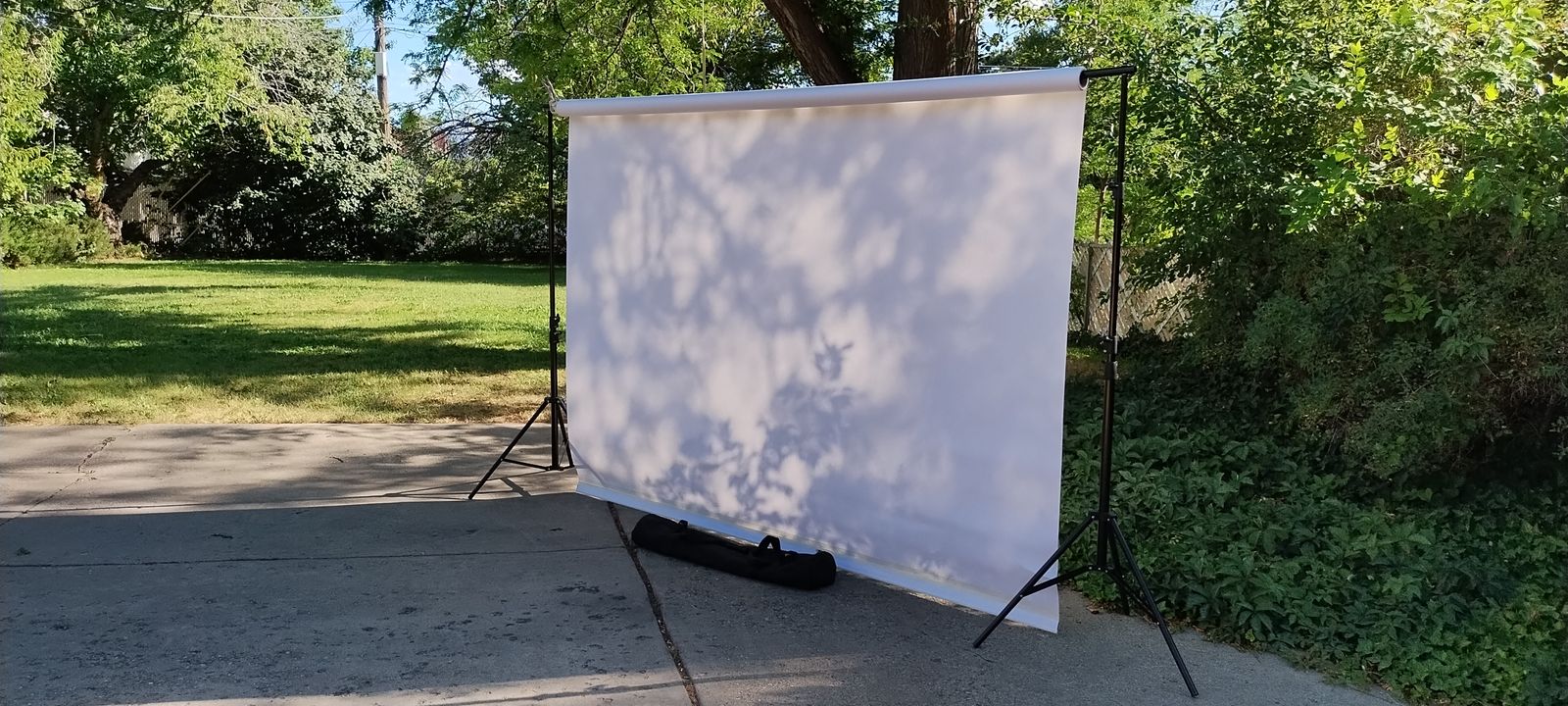 10 x 10 Backdrop Stand Kit and Seamless Backdrop Paper Roll