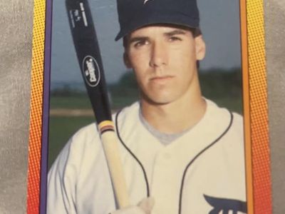 Travis Fryman Baseball Card from 1990