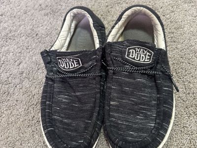 Black Hey dudes/boys