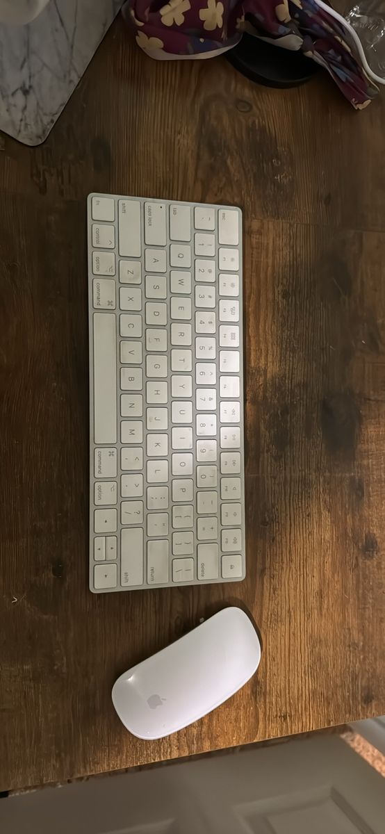 Apple Magic Keyboard A1644 & Magic Mouse A1657 Wireless Bluetooth White Set