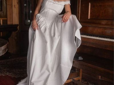 Wedding Dress - Never Worn!
