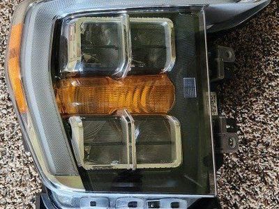 Ford F-150 2021- 23 right side headlight