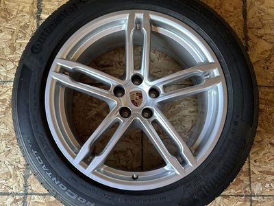 OEM Porsche Macan 19 Wheels And Continental Tires
