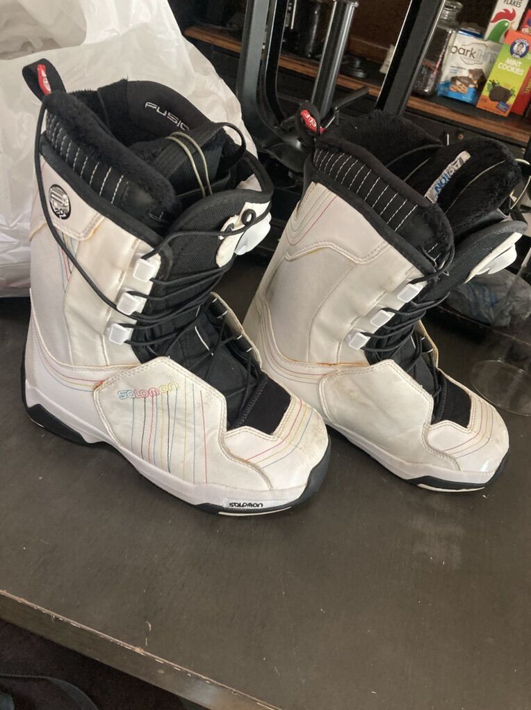 Salomon F20 Womens 7.5