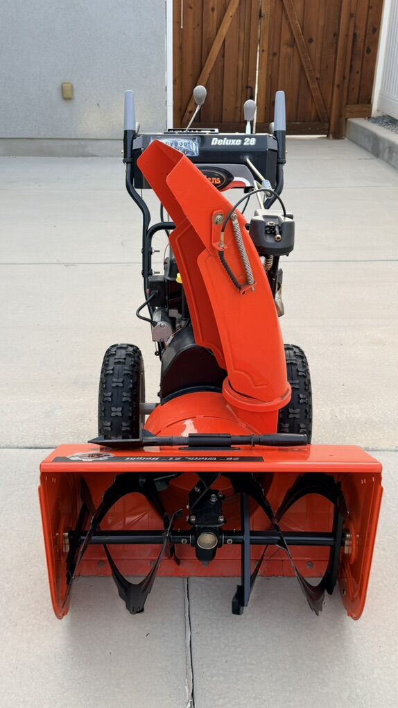 Ariens 28 Deluxe Snow Blower