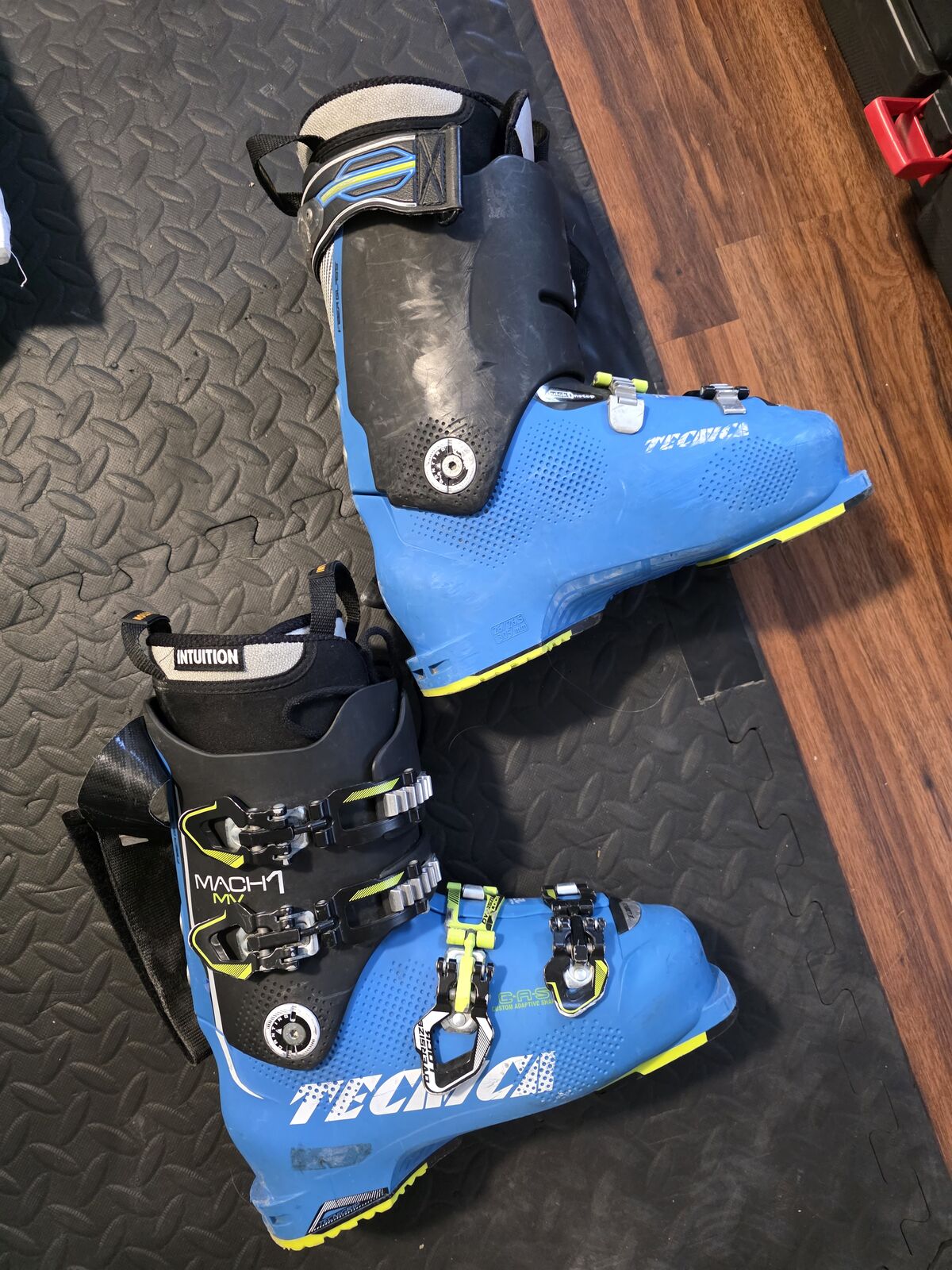 Technica Mach 1 MV 26/26.5 - intuition liners 120 flex