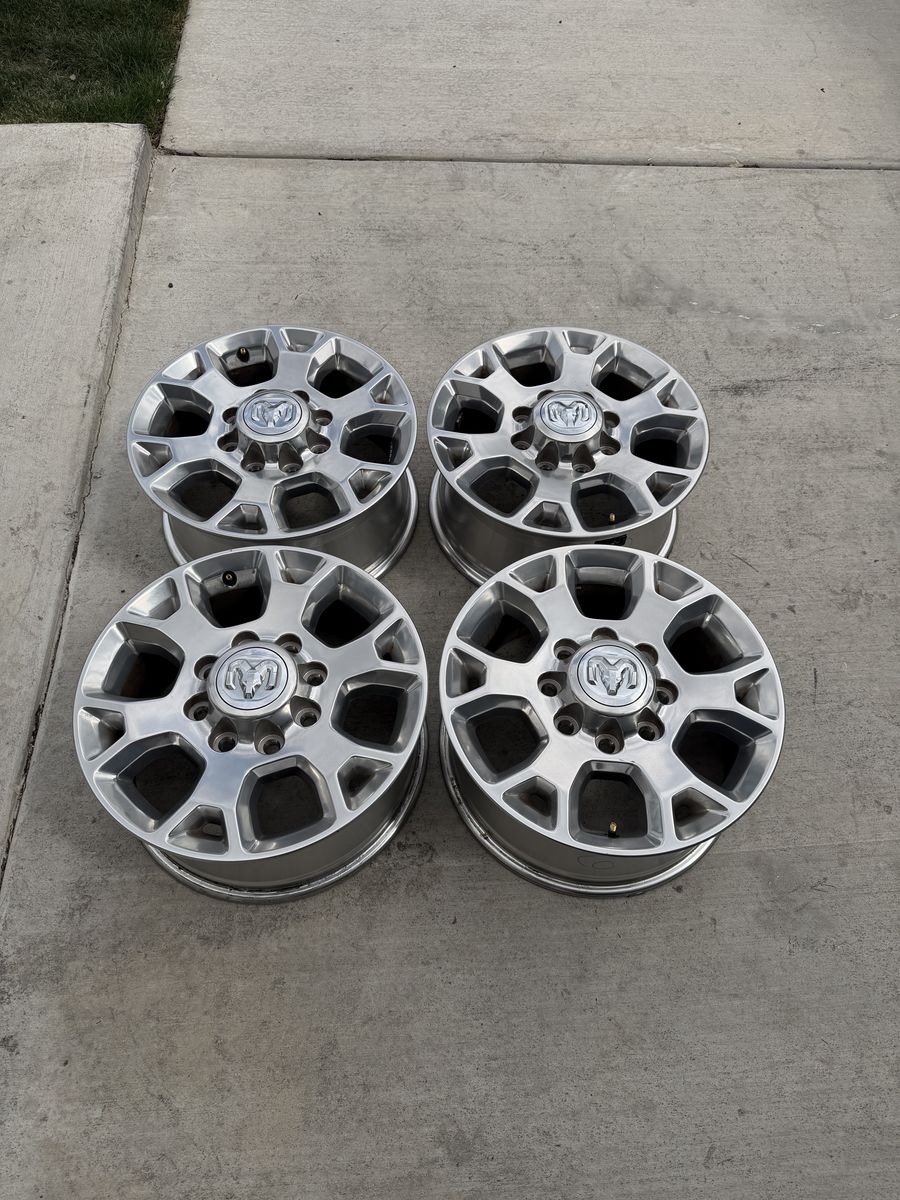 Dodge Ram 3500 Rims 18” like new with sensors