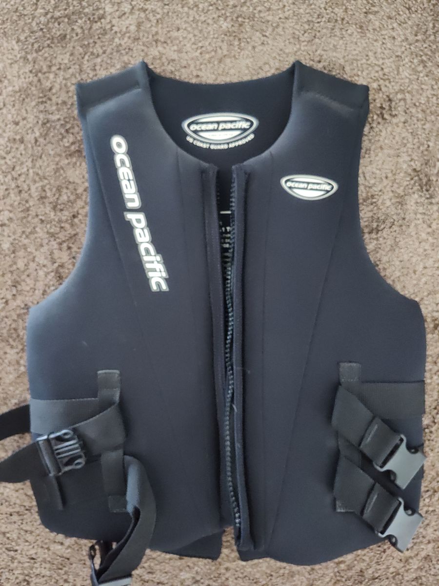 Neoprene life jacket