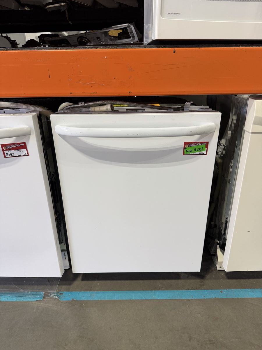 Ge White Built-in Dishwasher - Good Condition