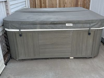Hot tub