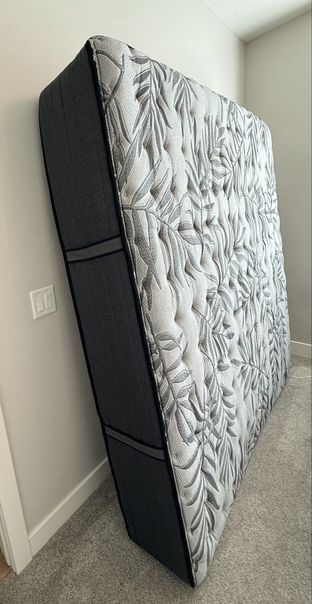SOLD - Free Sealy King Mattress Innerspring Medium 13 In. Thickness