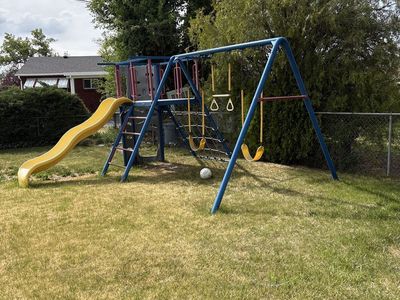 Lifetime swing set