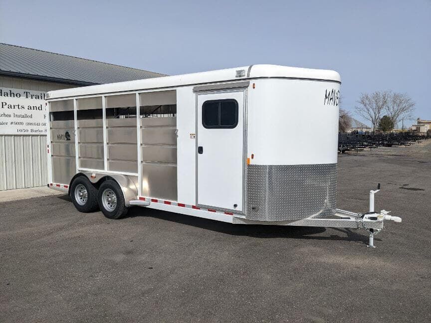 2026 Maverick Trailers Maverick HS Steel 4 Horse Trailer Steel frame with Aluminum Sides