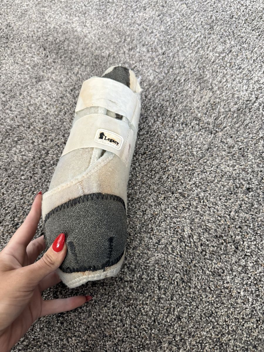 Sport boots