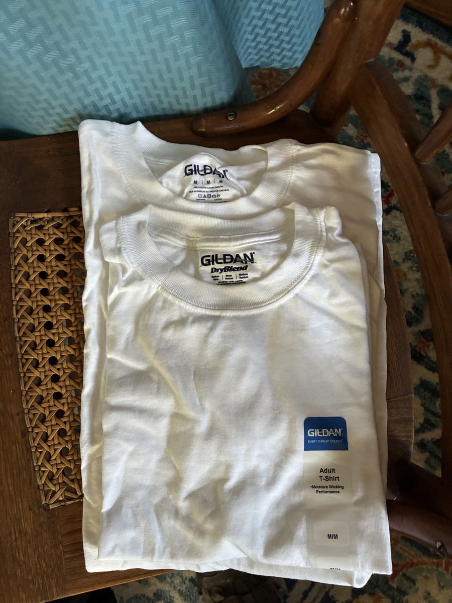 White men’s tees, six L v neck tees & two M tees short sleeve