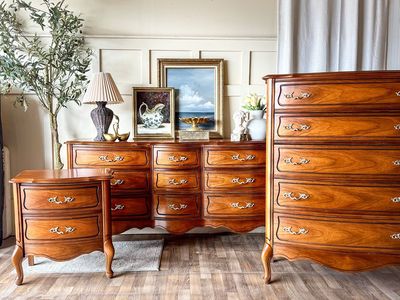 *FREE DELIVERY Vintage Broyhill French Bedroom Set