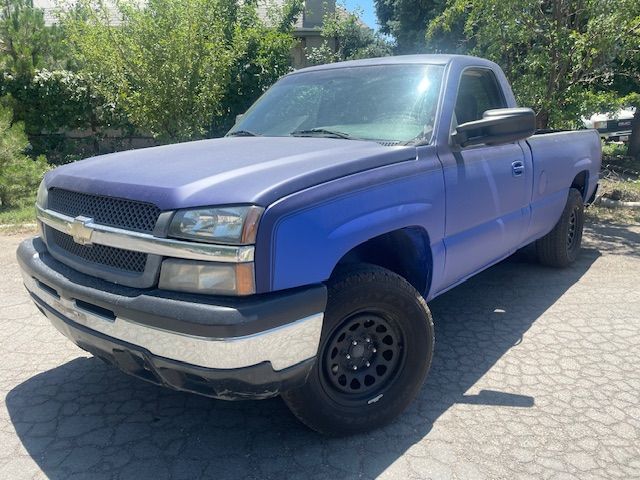 2004 Chevrolet Silverado 1500 LS