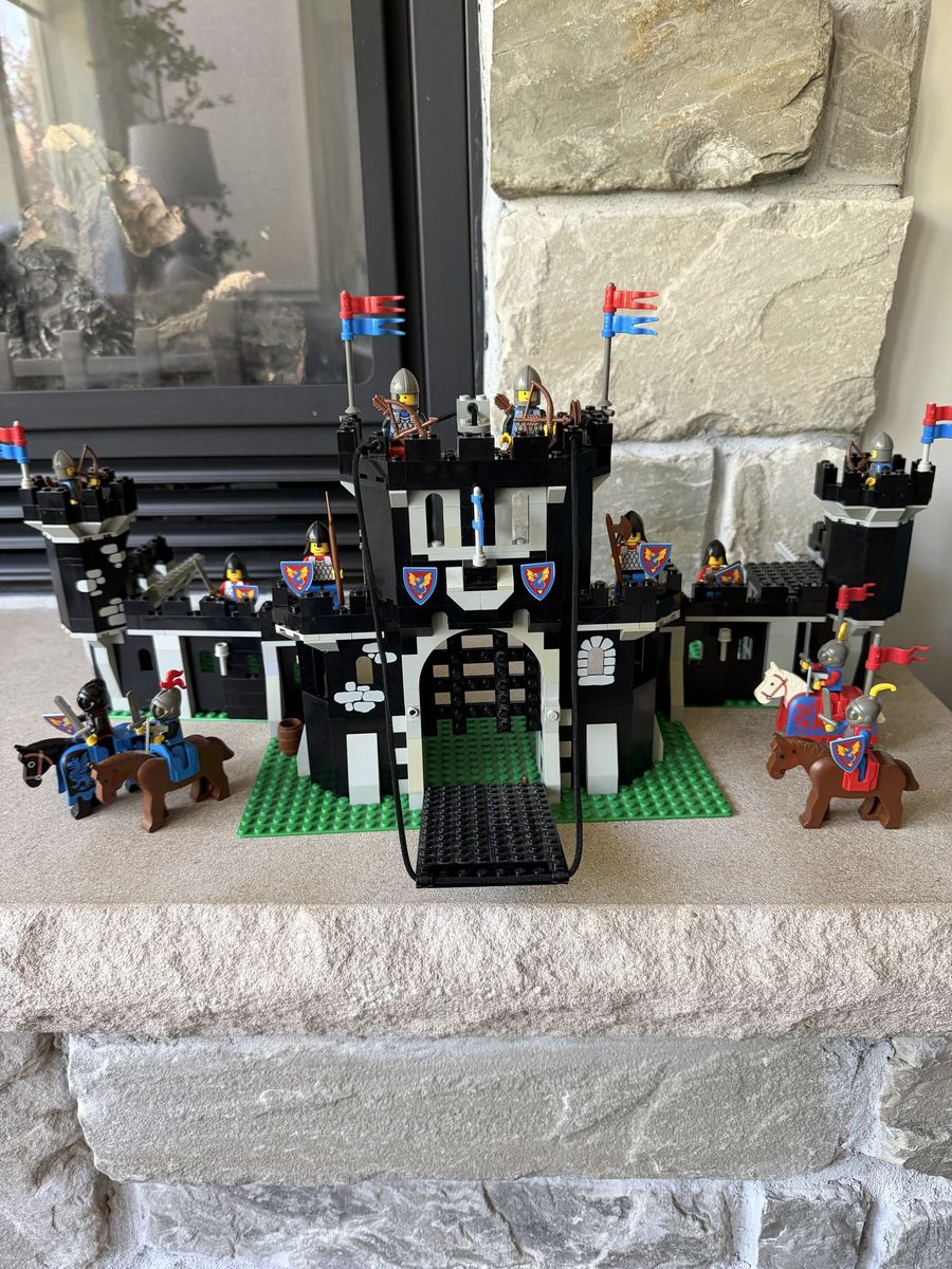 Main image 3