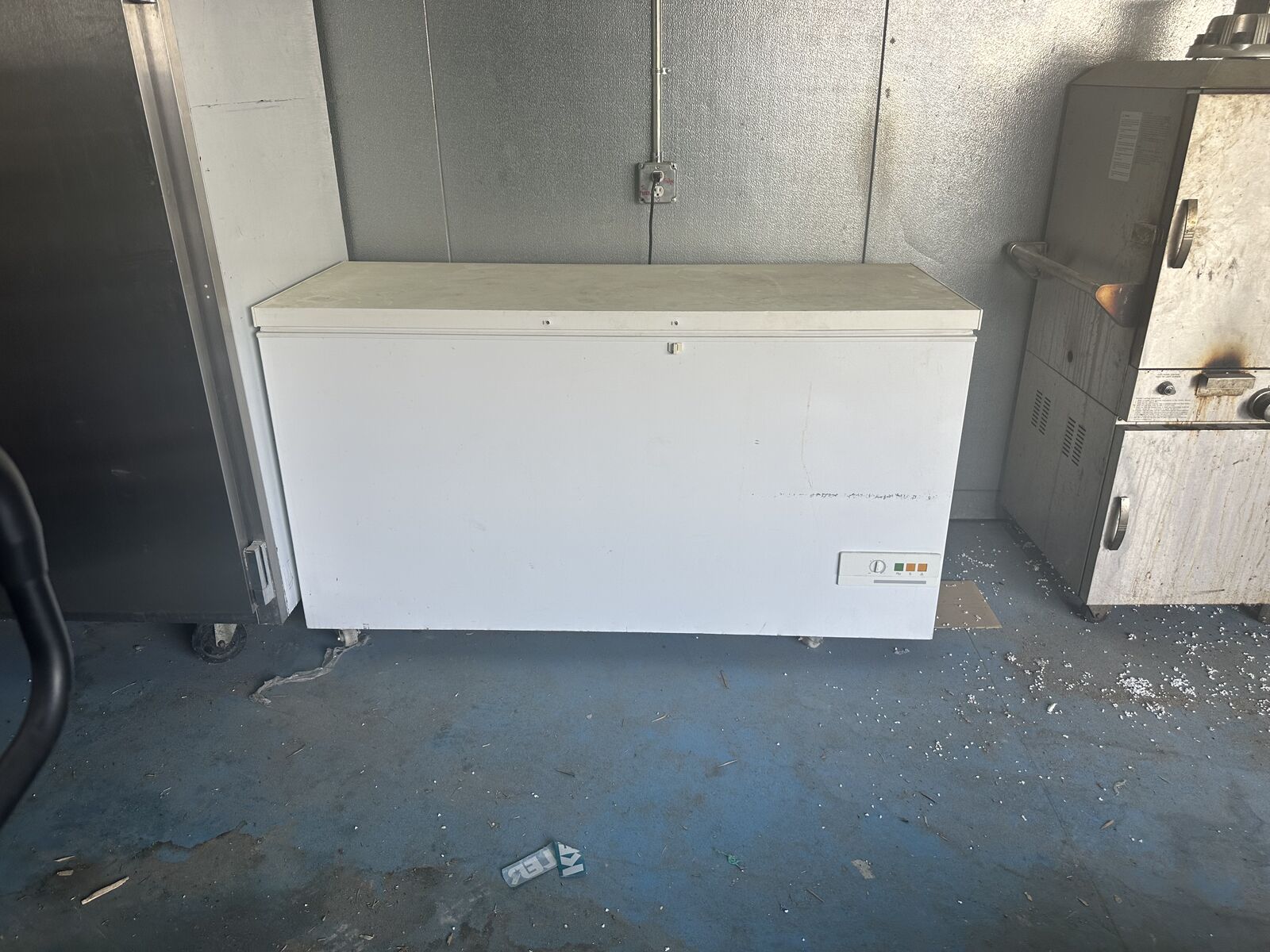 Refrigeration/ Resaturant Equipment