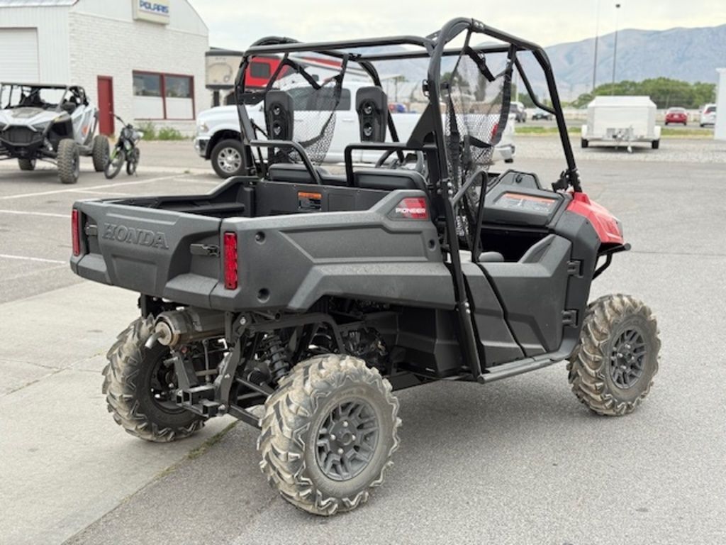 2025 Honda® Pioneer 700 Deluxe