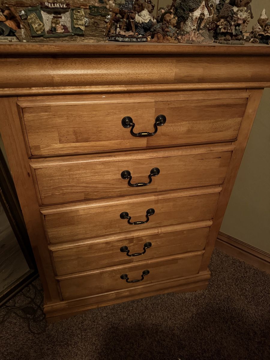 Solid Oak 5-Drawer Tallboy Dresser