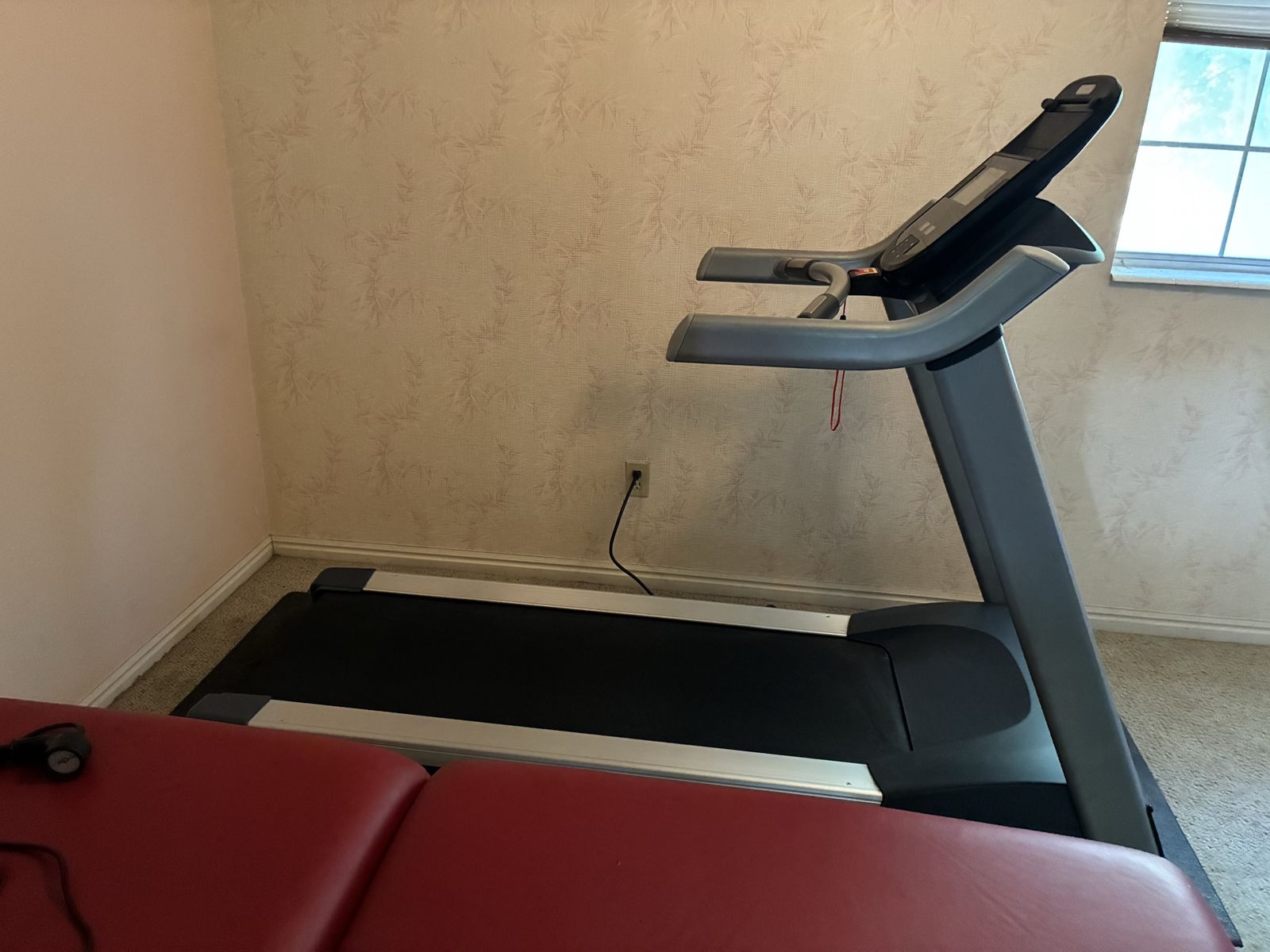 Like-New Precor TRM 223 Treadmill - Only 130 Hours of usage! (Commercial Grade)