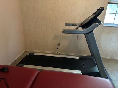 Like-New Precor TRM 223 Treadmill - Only 130 Hours of usage! (Commercial Grade)