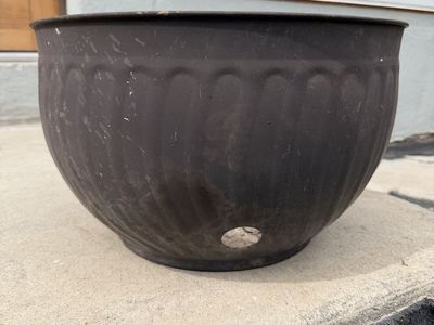 metal hose pot