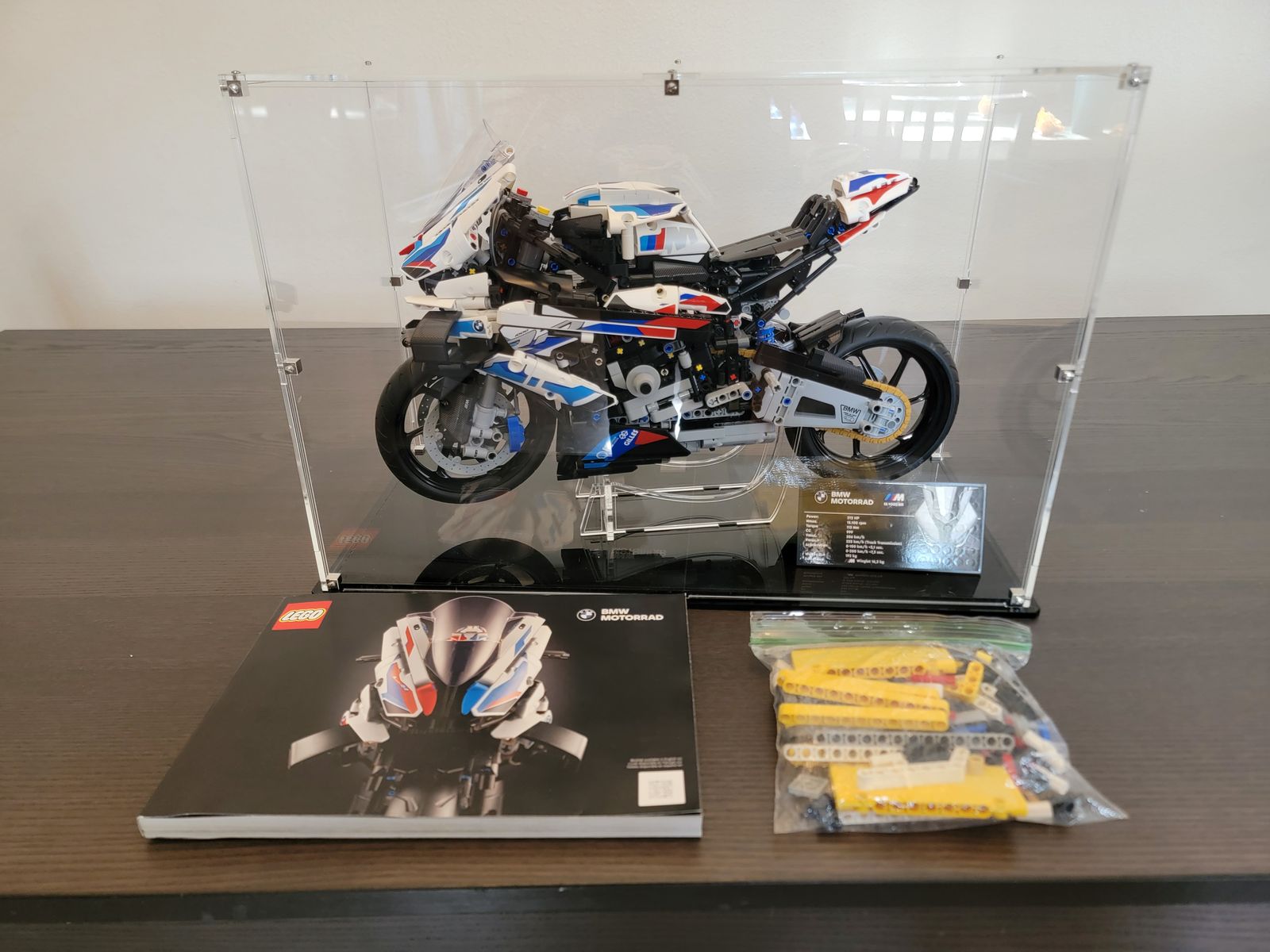 Lego Technic BMW M 1000 RR (42130) w/ Display Case (Wicked Brick)