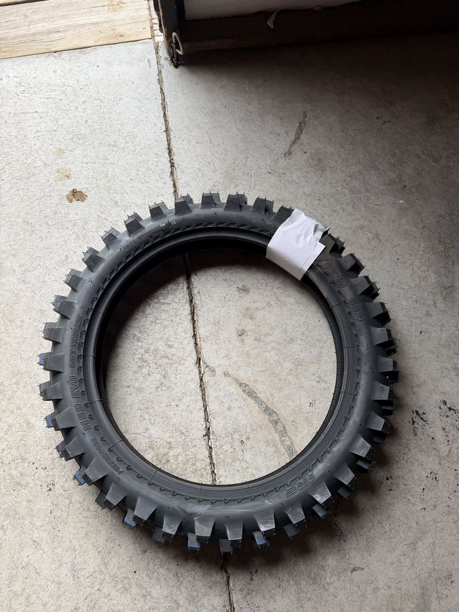 M5B 110/80x18 Dirt Bike Tire
