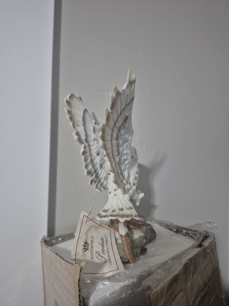 Main image 3